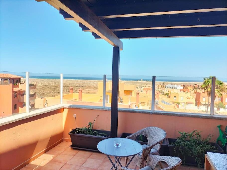 Апартаменты Oceanview Retreat Коральео Экстерьер фото